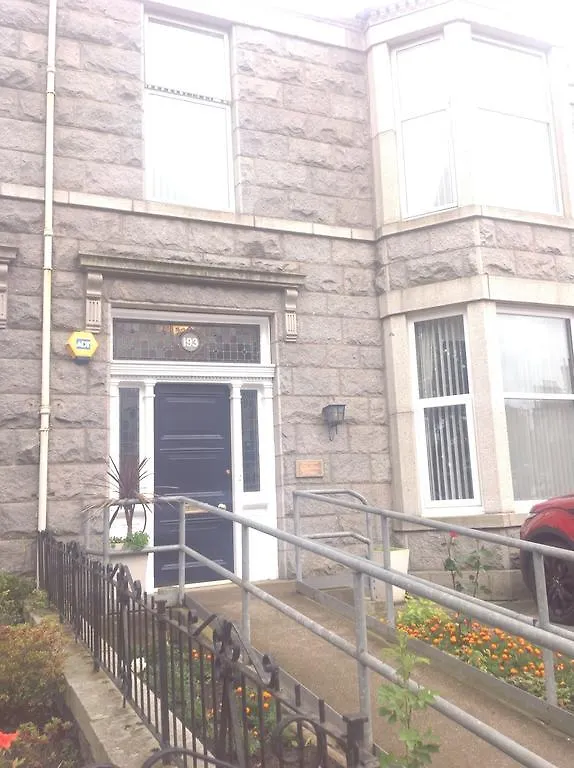 Hannahs Guesthouse Aberdeen Guest house