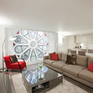 Apple Aparthotel