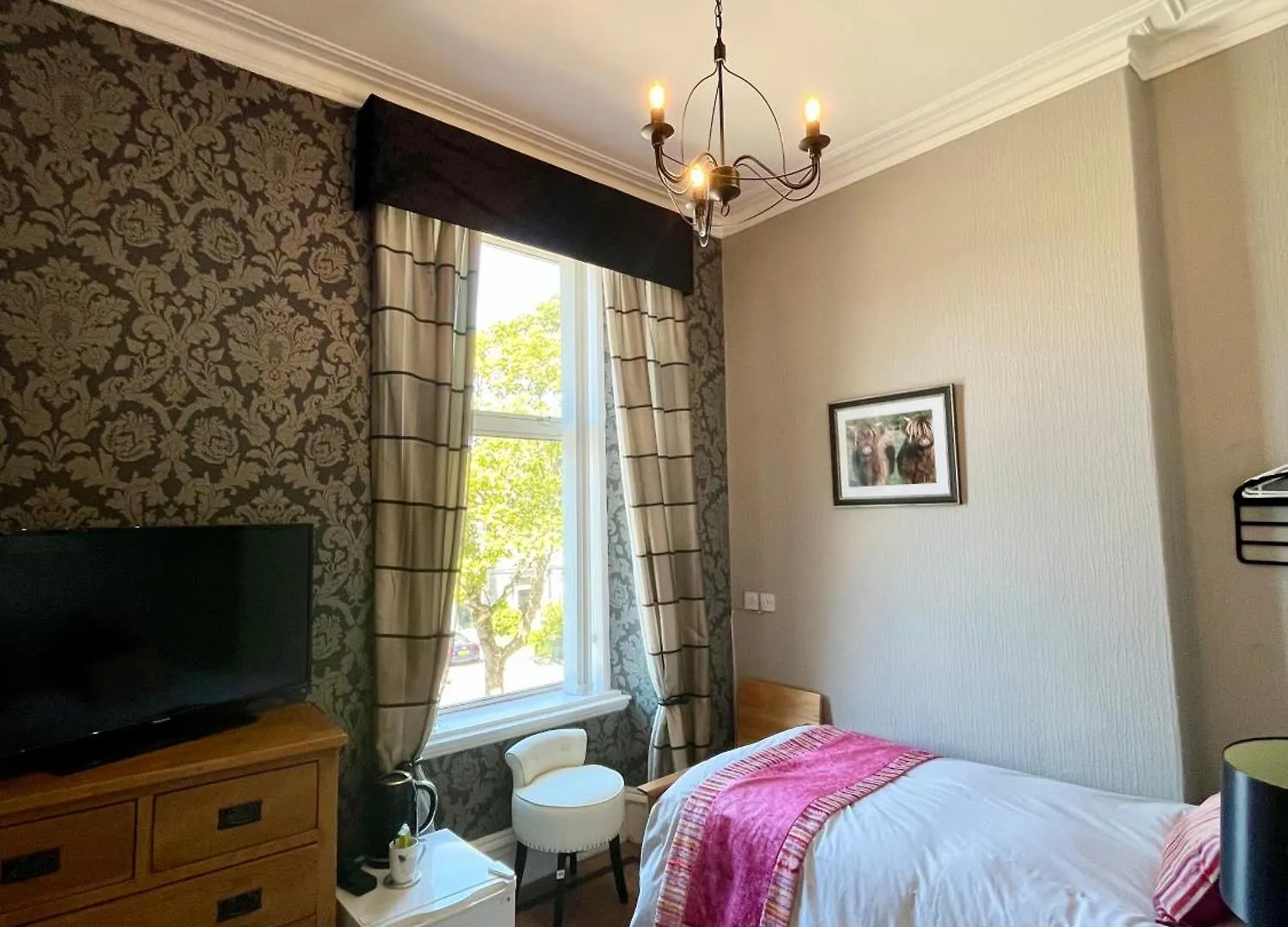 Hannahs Guesthouse Aberdeen 3*,